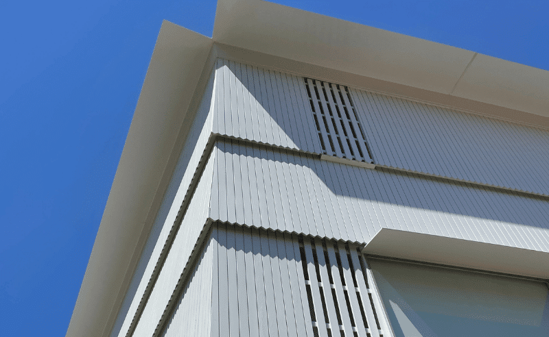 M2 Carpentry Vaucluse Cladding Project Feature 800 x 492 px (3) M2 Carpentry white timber cladding in Vaucluse Eastern Suburbs SYdney